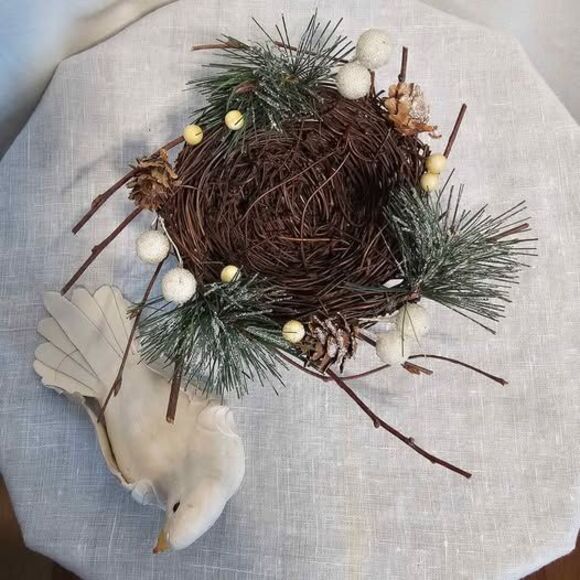 Birds Nest & Bird Christmas Holiday Decoration Tree - Picture 3 of 5
